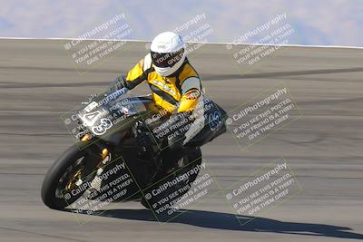 media/Nov-06-2023-Moto Forza (Mon) [[ce023d0744]]/4-Beginner Group/Session 2 (Bowl Tight Speed)/